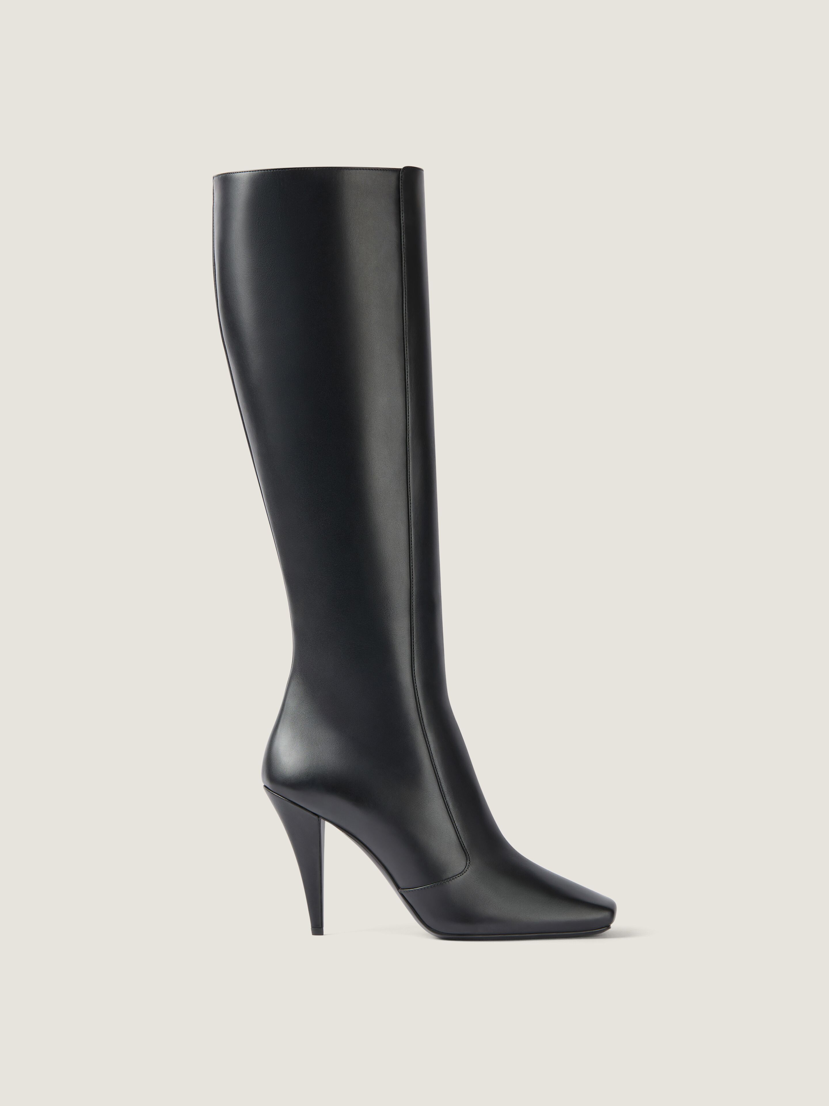 Sliced Square boots in shiny leather